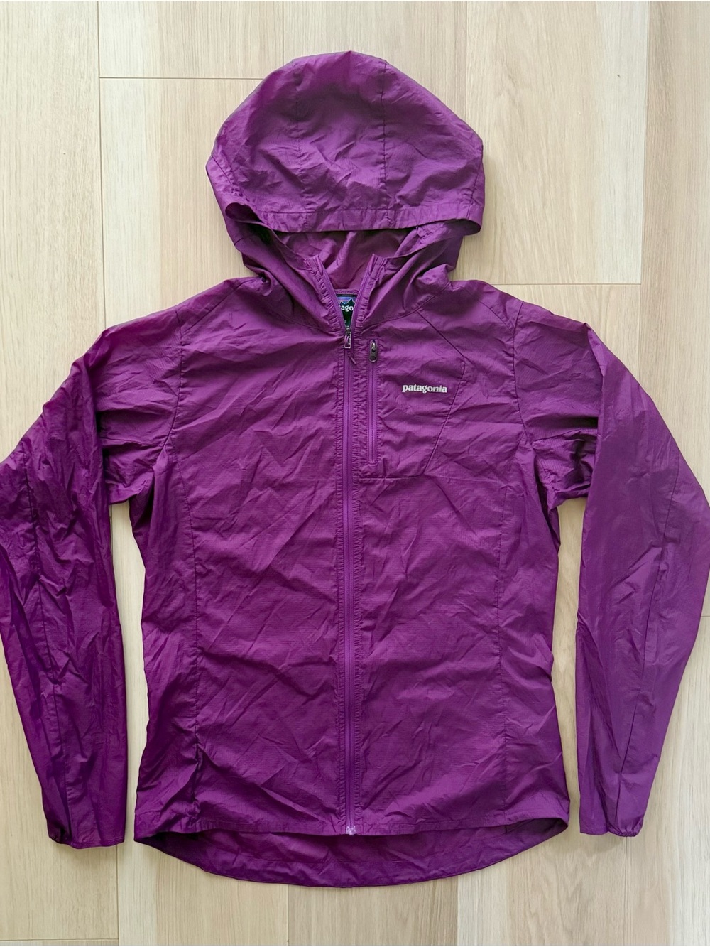 Patagonia Houdini Jacket Women’s M Purple Packable Windbreaker